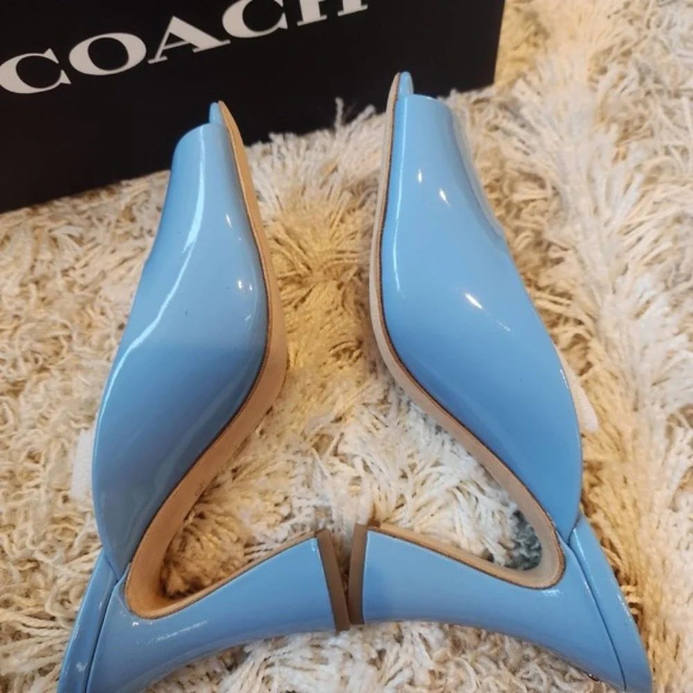 Coach Laurence Heel in Blue Patent Size 7 - Picture 6 of 7